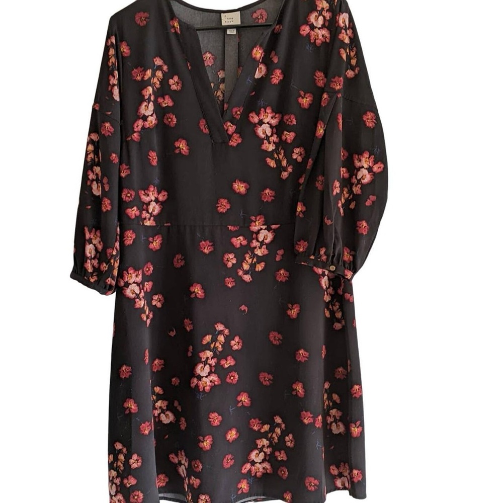 Floral tie dress